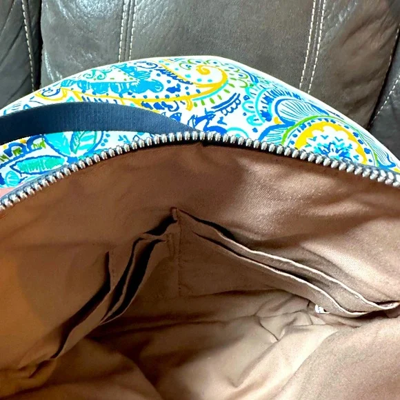 Knomo crossbody bag! - Picture 7 of 8